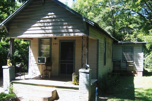 204 1ST, Opelika, AL, 36801 — Photo 1