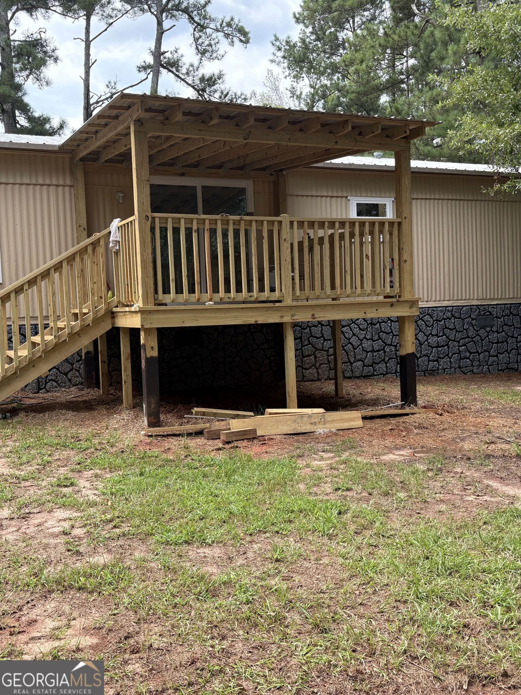 87 1st St, Shiloh, GA 31826