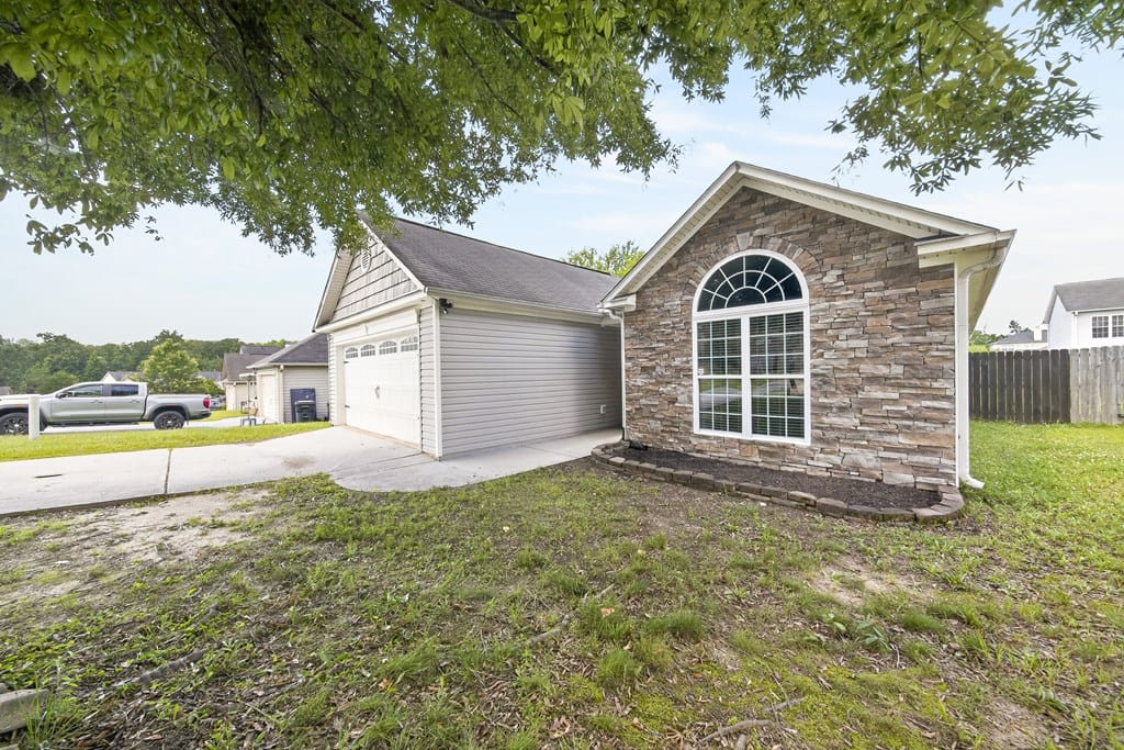 2813 Nancy Dr, Phenix City, AL 36870