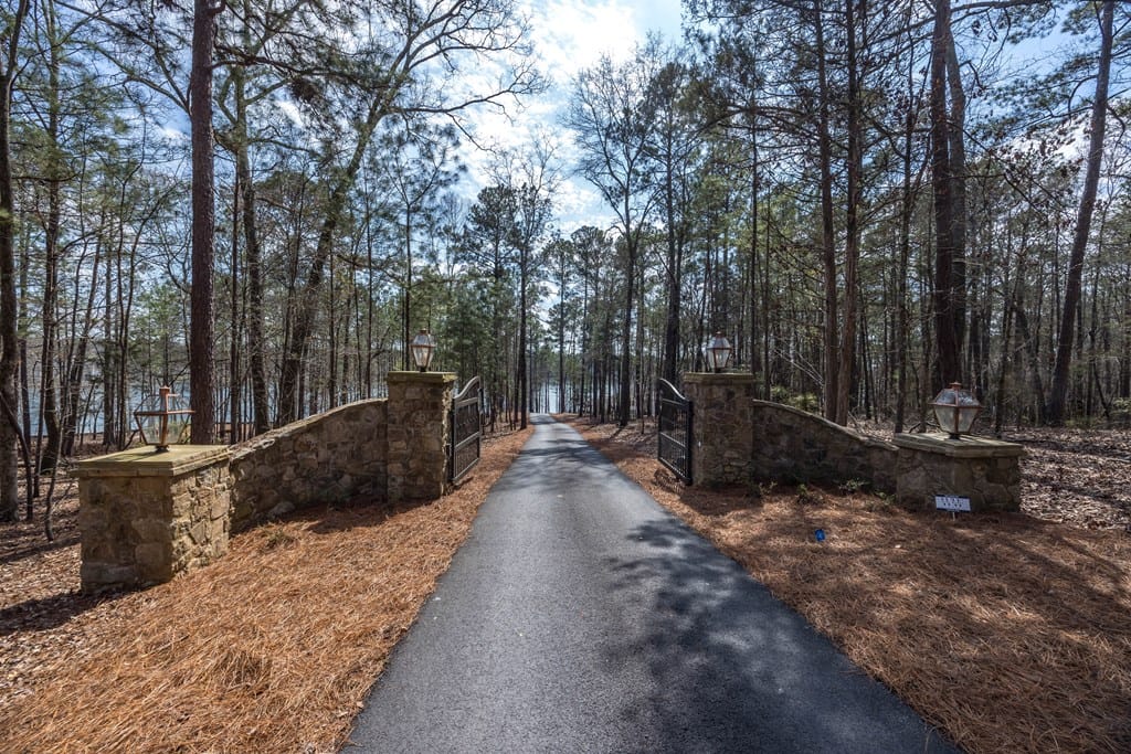 597 Hinton Drive, Hamilton, GA, 31811 — Photo 3