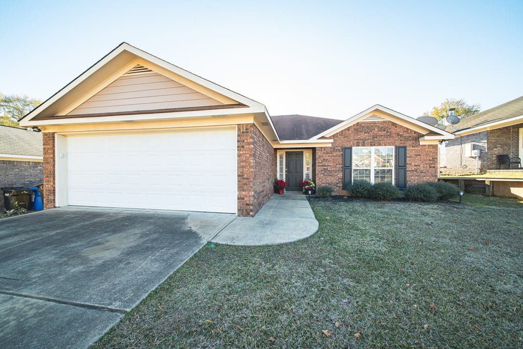 8042 Garrett Pines Drive, Midland, GA, 31820 — Photo 3