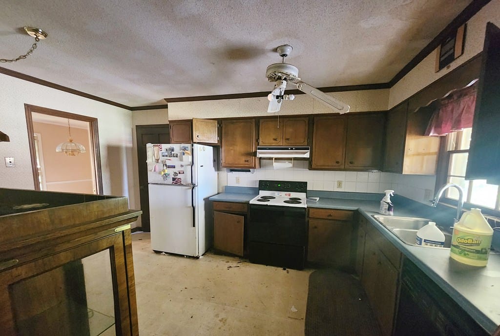 1510 Westwood Dr, Albany, GA 31721