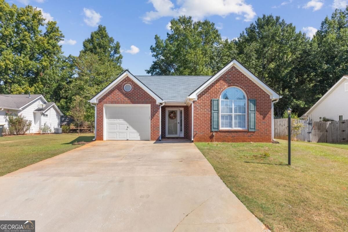 11 Santa Rosa Way, Newnan, GA 30265