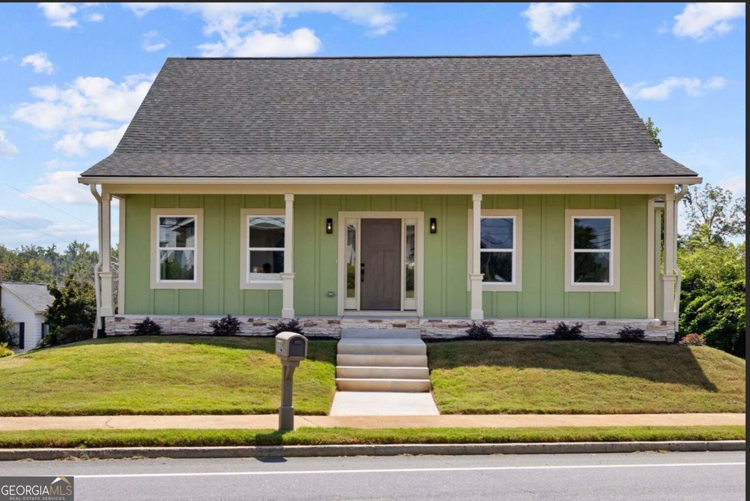 112 Lagrange St, Newnan, GA 30263
