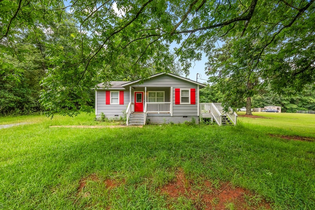 41 Willis St, Waverly Hall, GA 31831