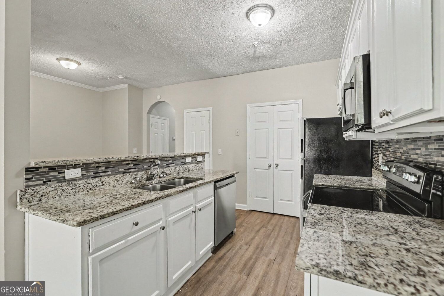 108 Chastain Cir, Newnan, GA 30263