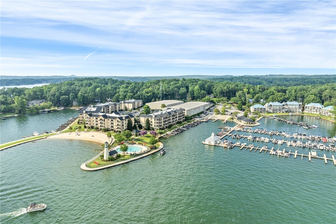 445 Marina Point Rd A204, Dadeville, AL 36853, Aerial view showcasing a lakeside residential comm