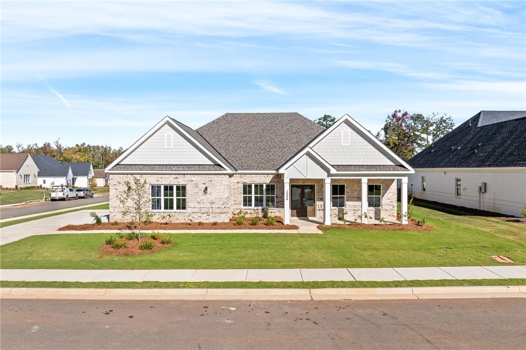 1534 Hidden Lakes Drive, Opelika, AL, 36801