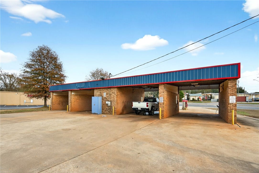 1706 BROAD, Lanett, AL, 36863 — Photo 2