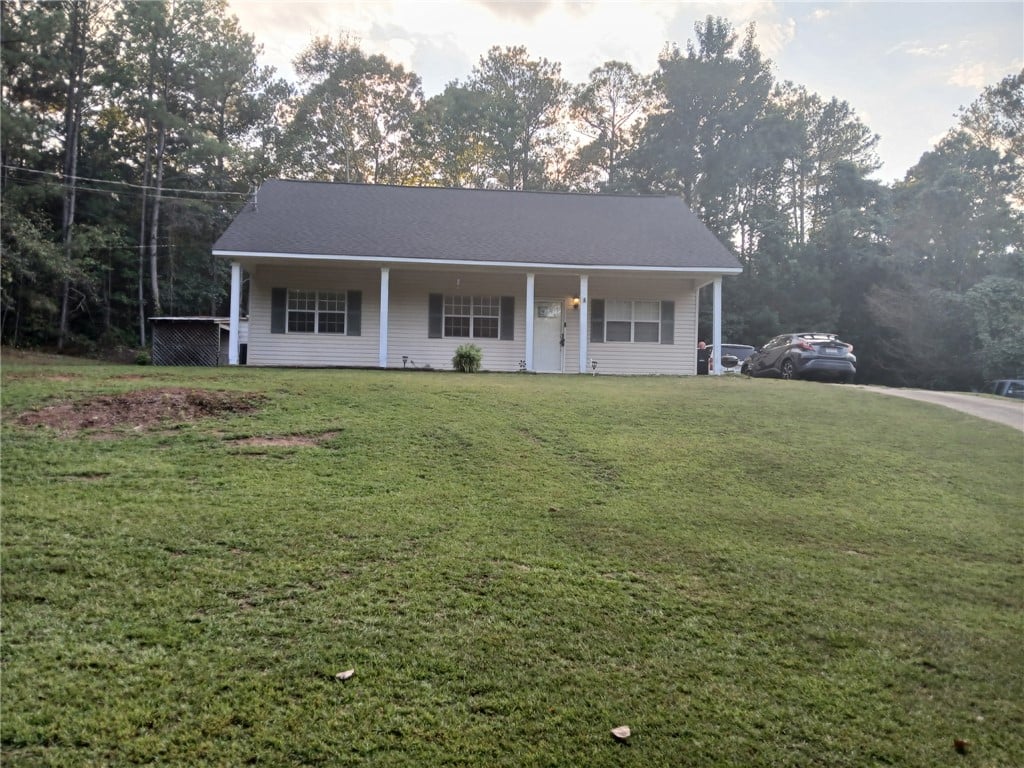 1282 VALLEY, Valley, AL, 36854