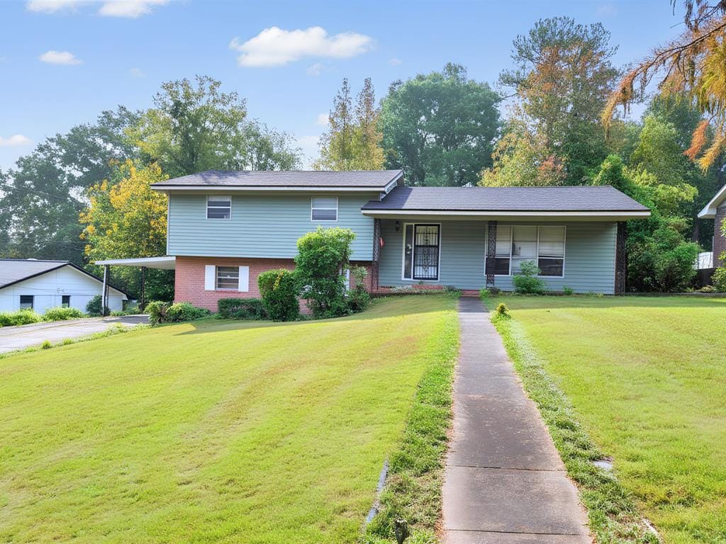 4526 Kenesaw Dr, Columbus, GA 31907