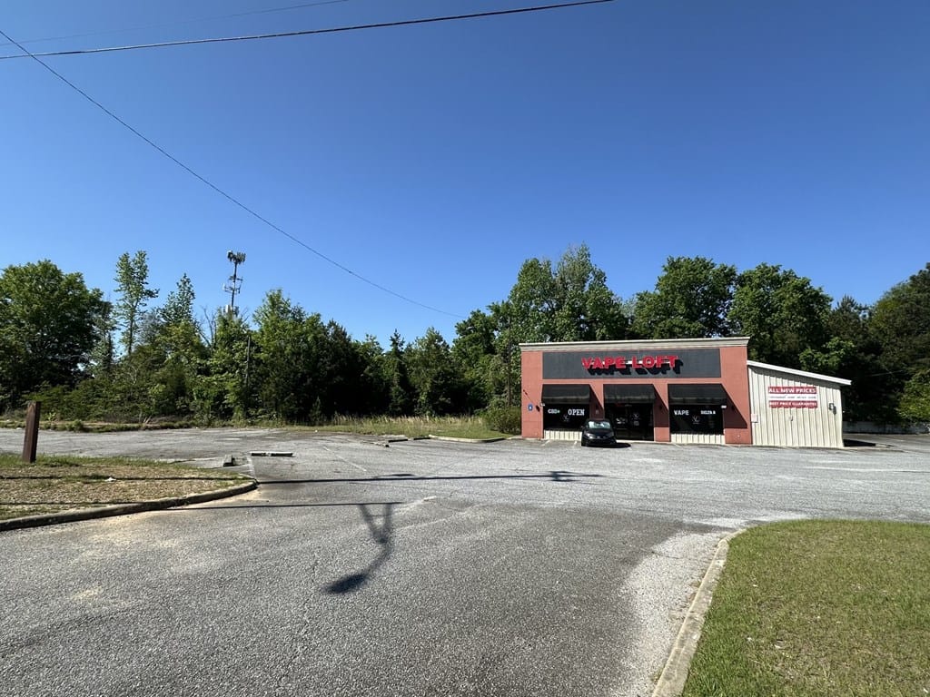 4200 Victory Dr, Columbus, GA 31903