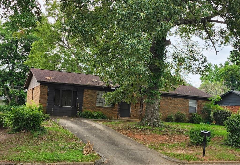 1422 Cromartie Beach Drive, Albany, GA, 31705