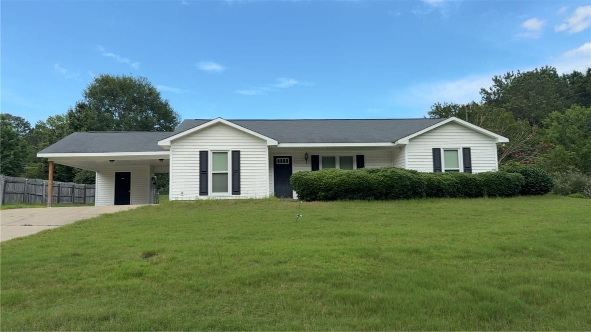 763 Lee Road 102, Smiths Station, AL, 36877