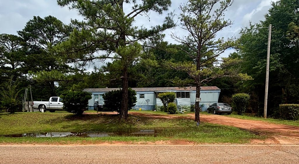 499 Valley Rd, Lumpkin, GA 31815