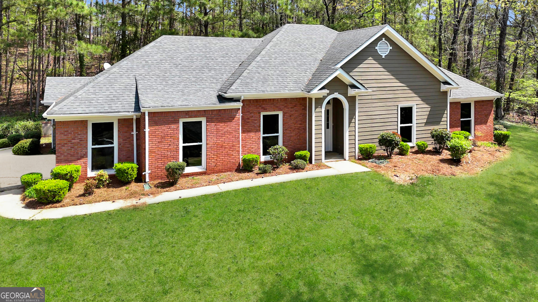 16 River Point Drive, LaGrange, GA, 30240
