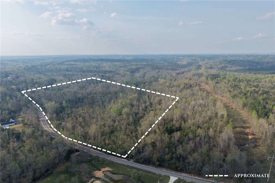 3198 Lee County 246 #2, Salem, AL 36874