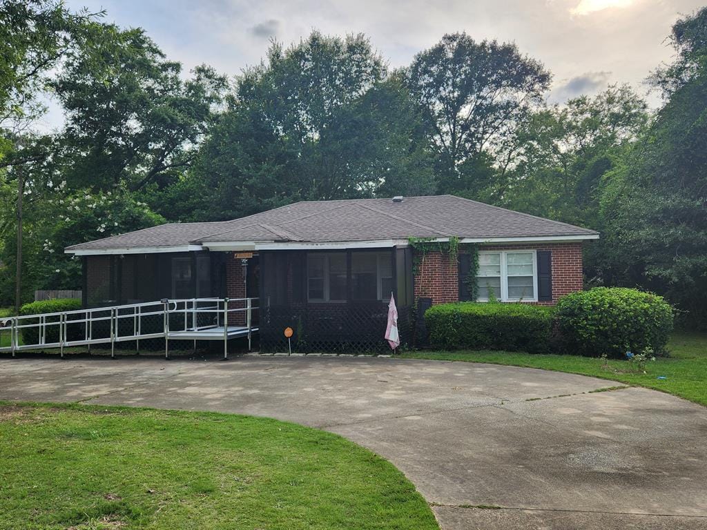 1435 Alta Vista Dr, Columbus, GA 31907