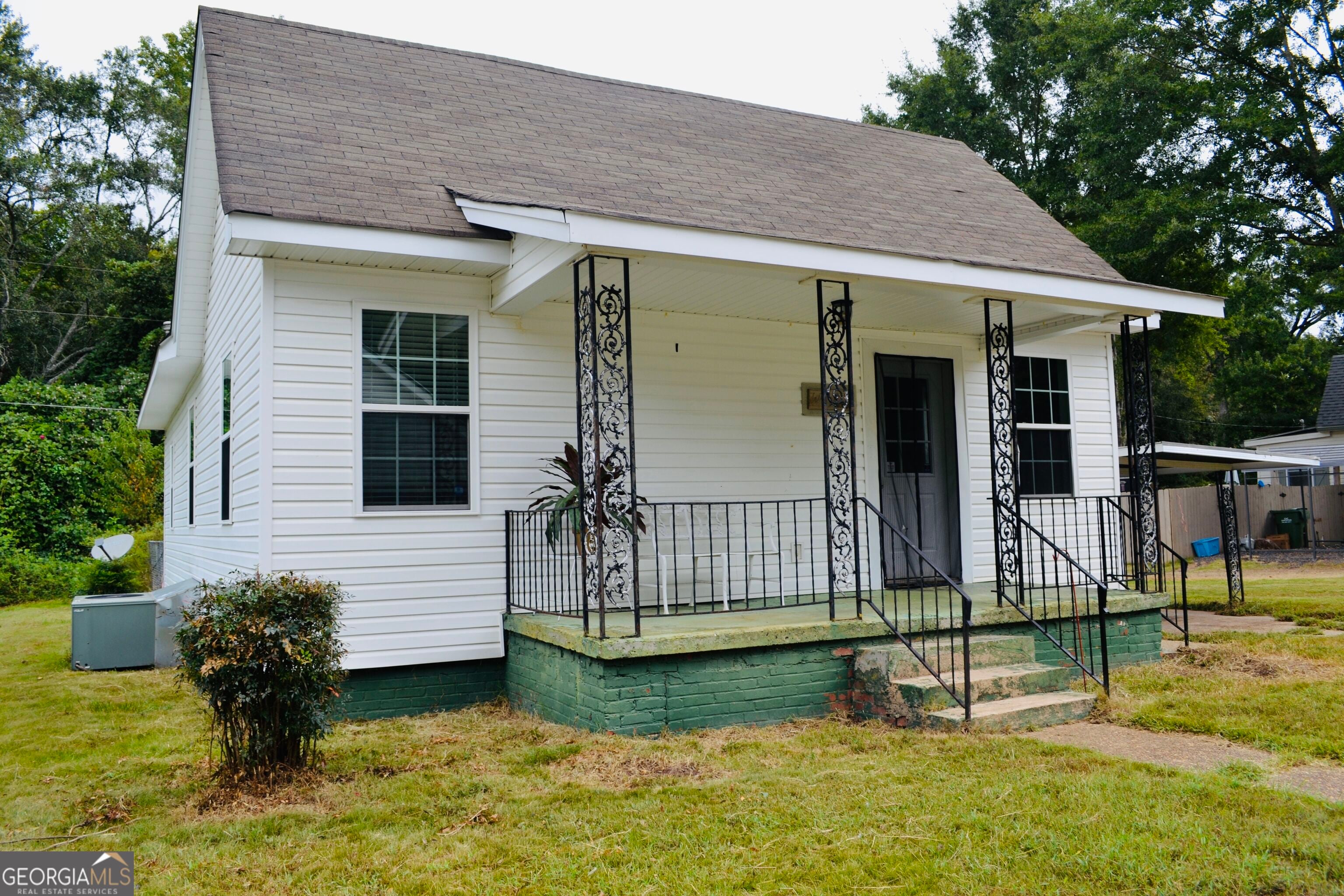 404 Green Ave, Hogansville, GA 30230