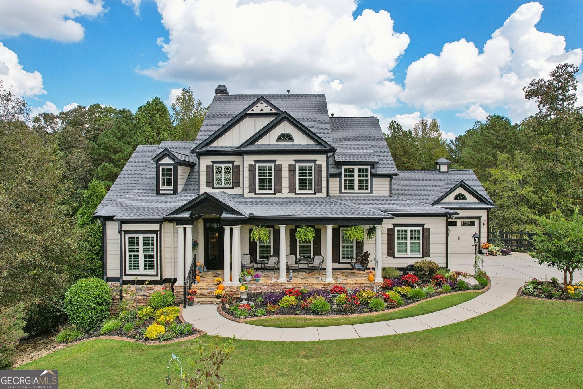 395 Beaumont Farms Dr, Sharpsburg, GA 30277