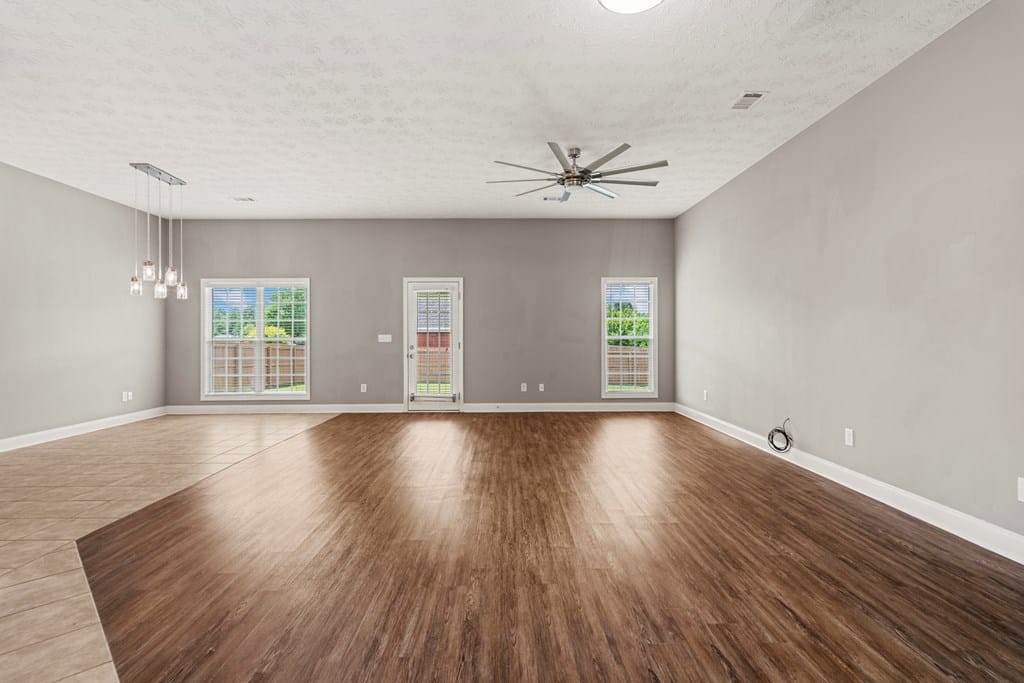 84 Lee Rd 2140, Phenix City, AL 36870