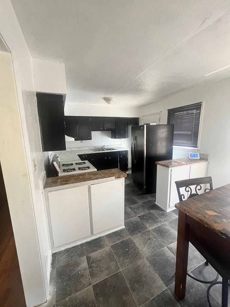 930 Charleston Avenue, Columbus, GA, 31906 — Photo 2