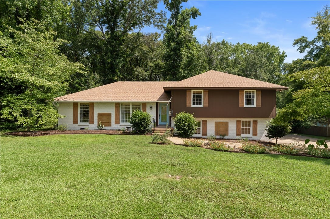 514 N Cedarbrook Dr, Auburn, AL 36830