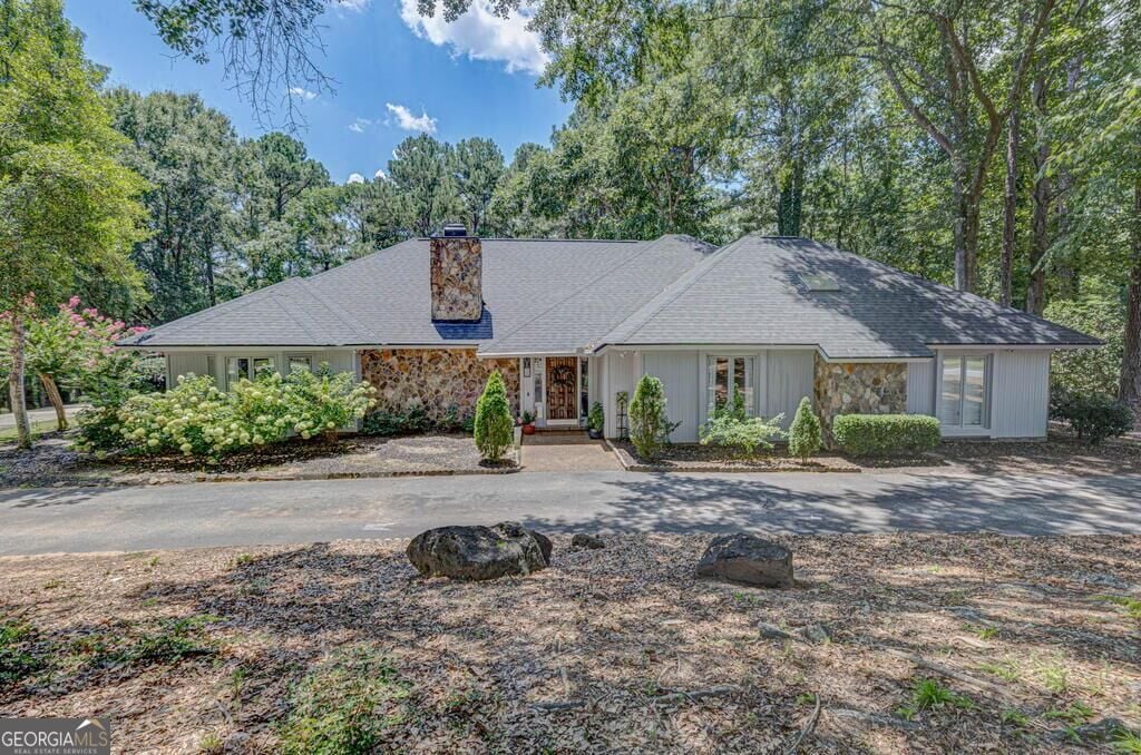 69 Waterway Drive, Cataula, GA, 31804