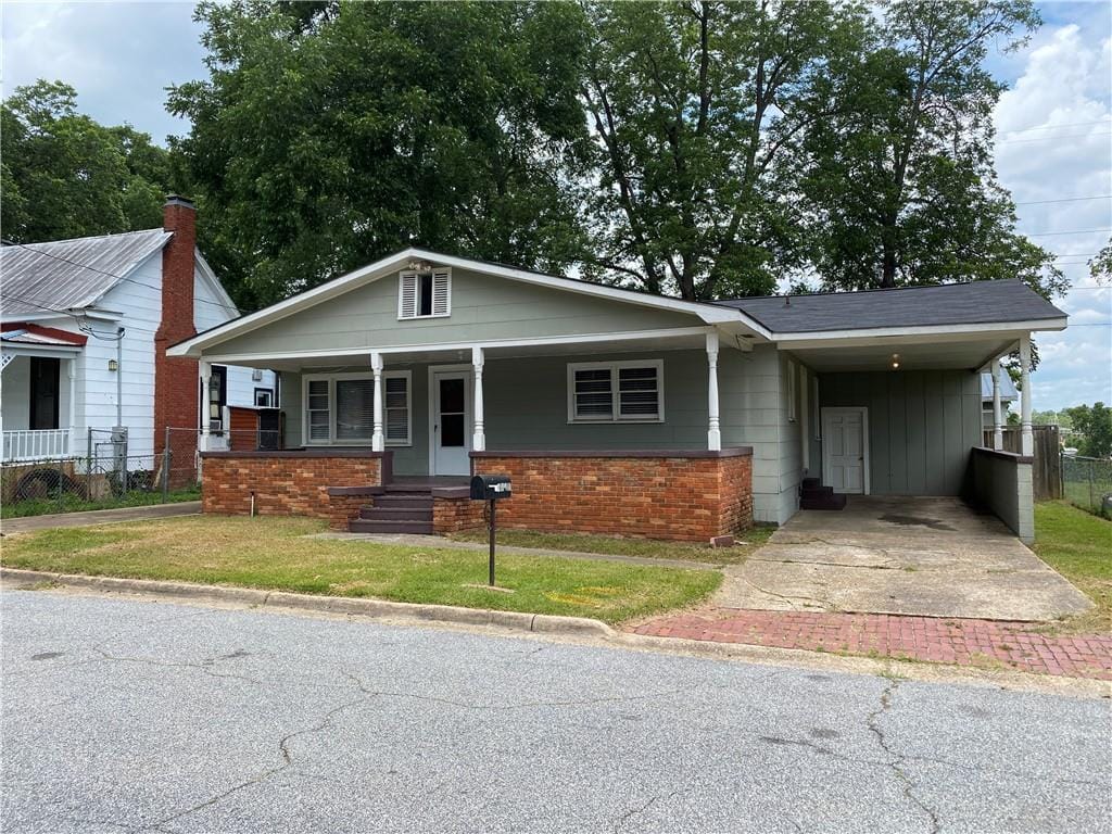 2104 1st, Phenix City, AL, 36867