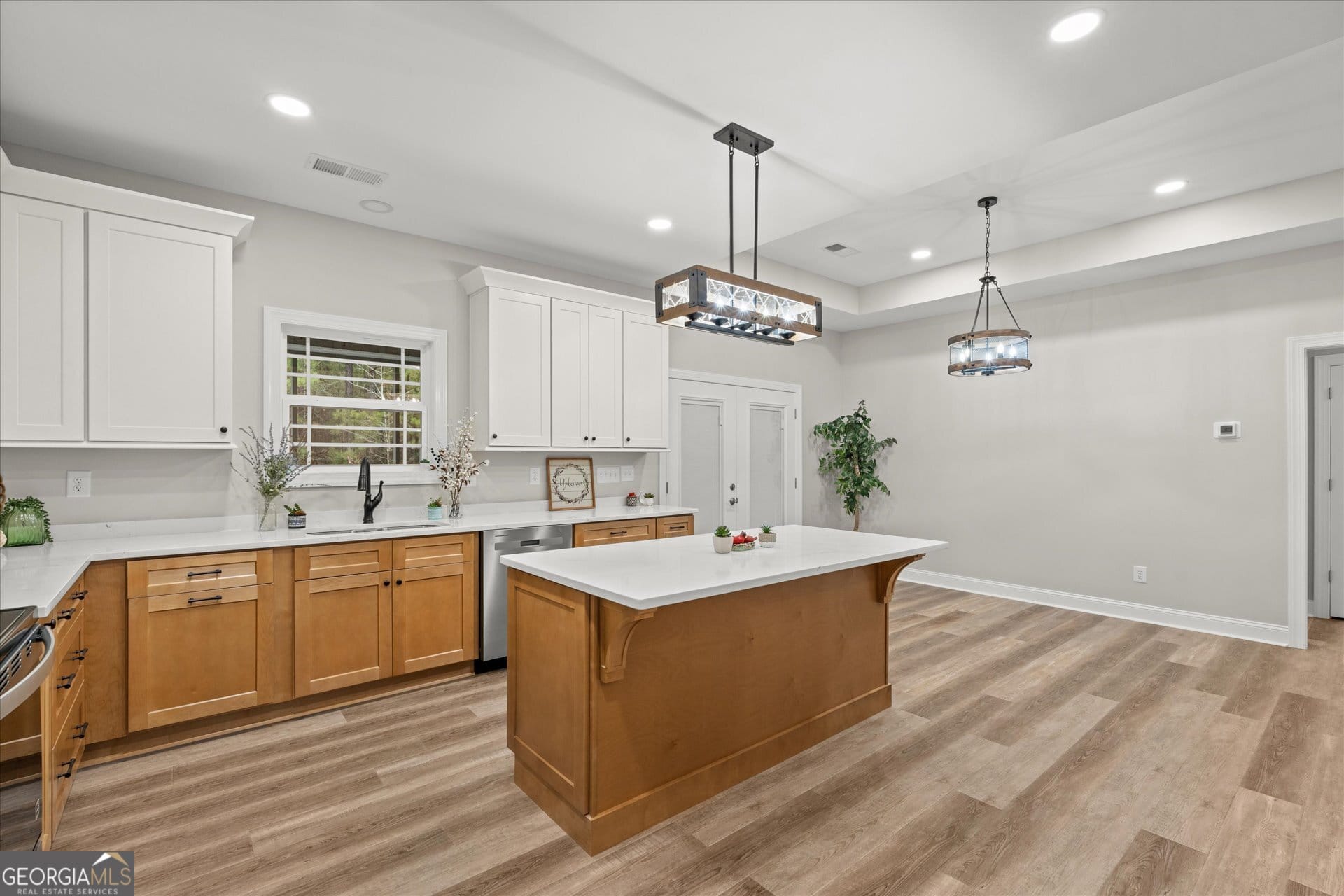 496 Mary Dr, Roanoke, AL 36274