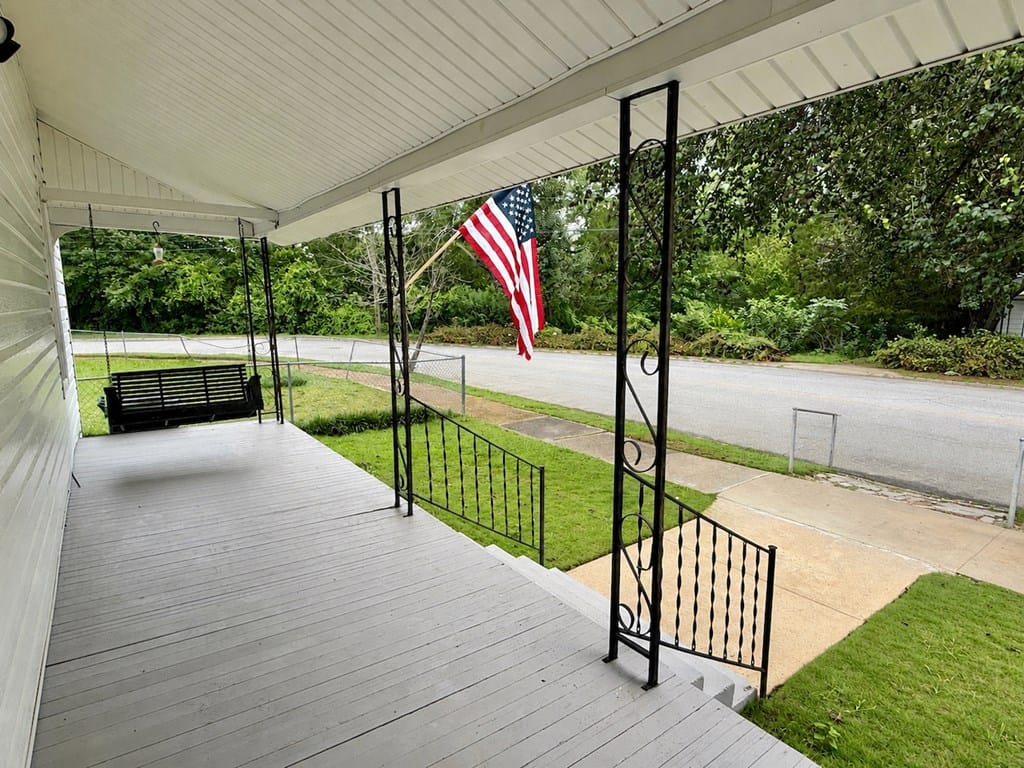 3827 1st Ave, Columbus, GA 31904, USA, Front Porch
