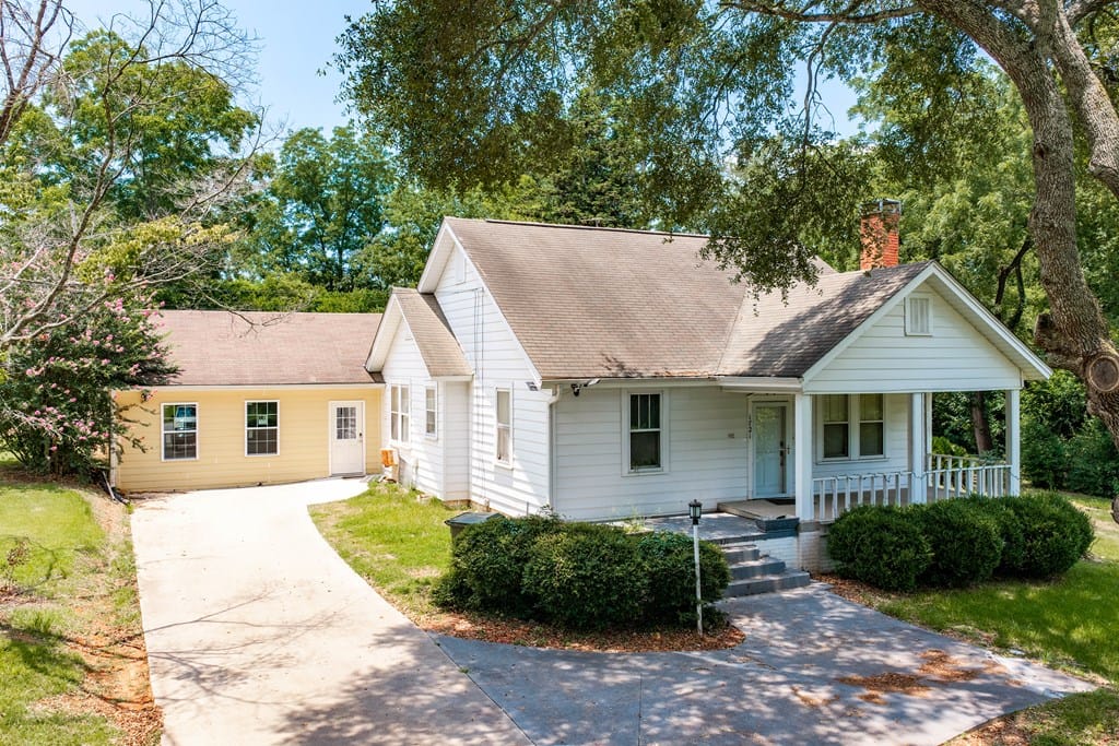 1721 S Main St, Blakely, GA 39823