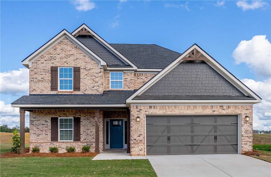 2915 Wyndham Vlg Dr, Opelika, AL 36804