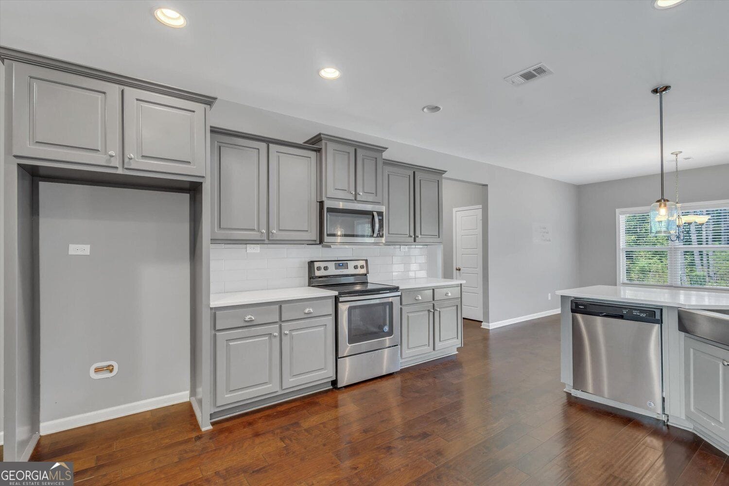507 Bexton Rd, Moreland, GA 30259