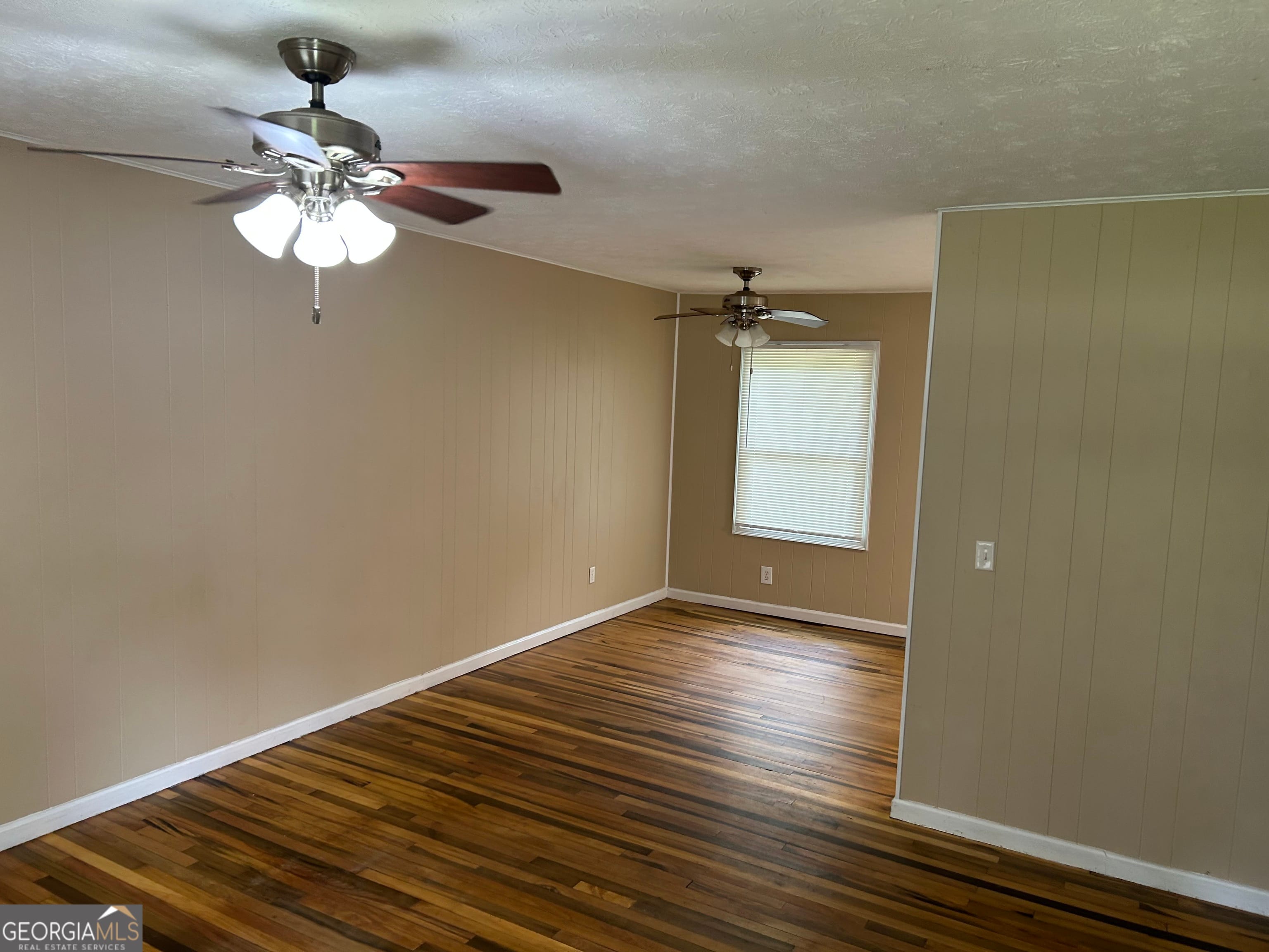 75 S Main St, Luthersville, GA 30251