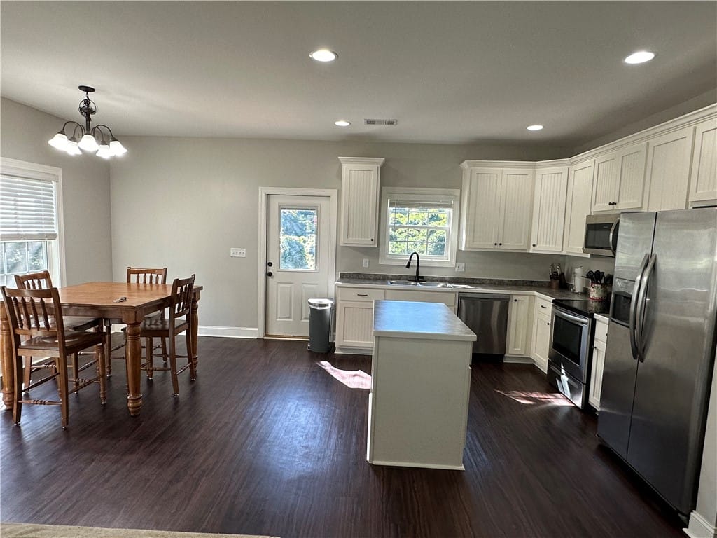 1058 RIVERWOOD, Valley, AL, 36854