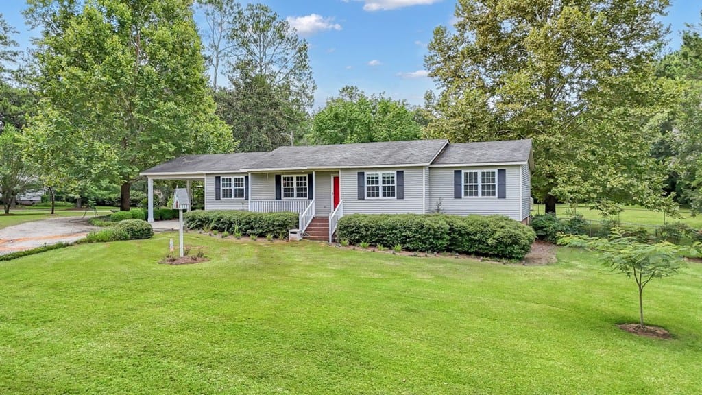 487 Jordan Rd, Leesburg, GA 31763