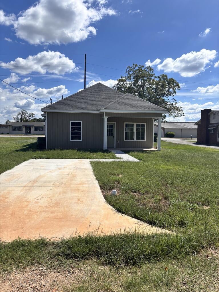 1131 Gillionville Rd, Albany, GA 31707