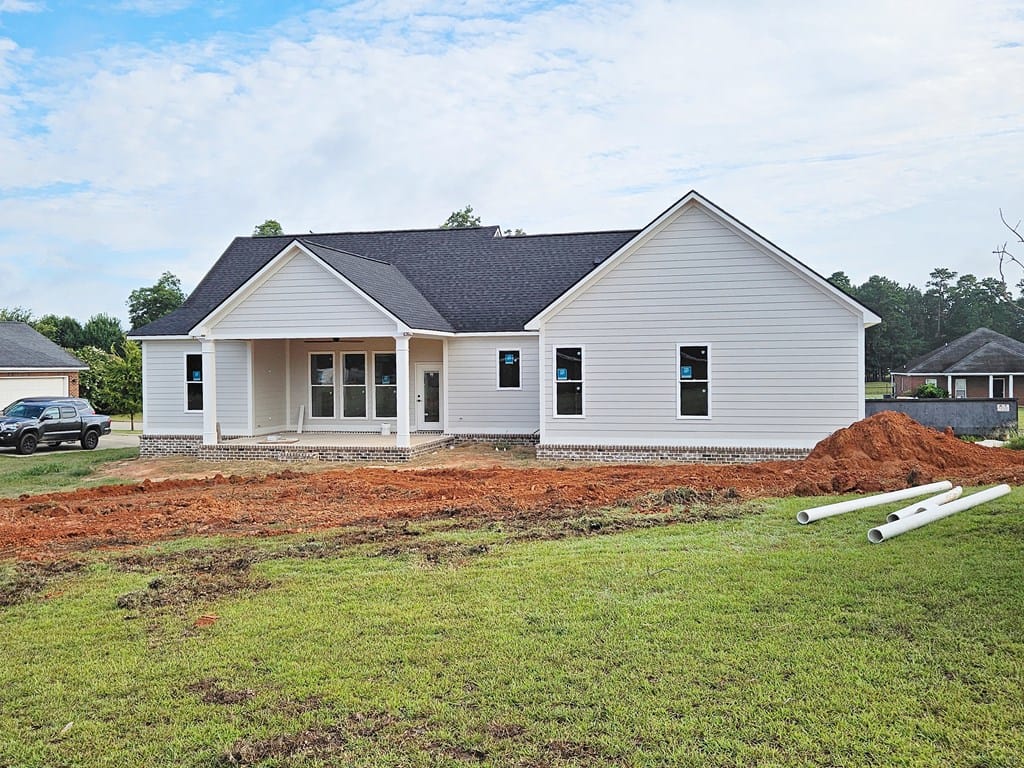 304 Hawkstead Dr, Leesburg, GA 31763