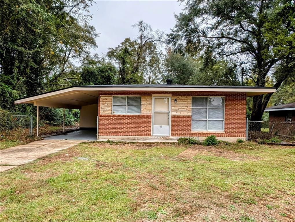 104 23rd, Phenix City, AL, 36867