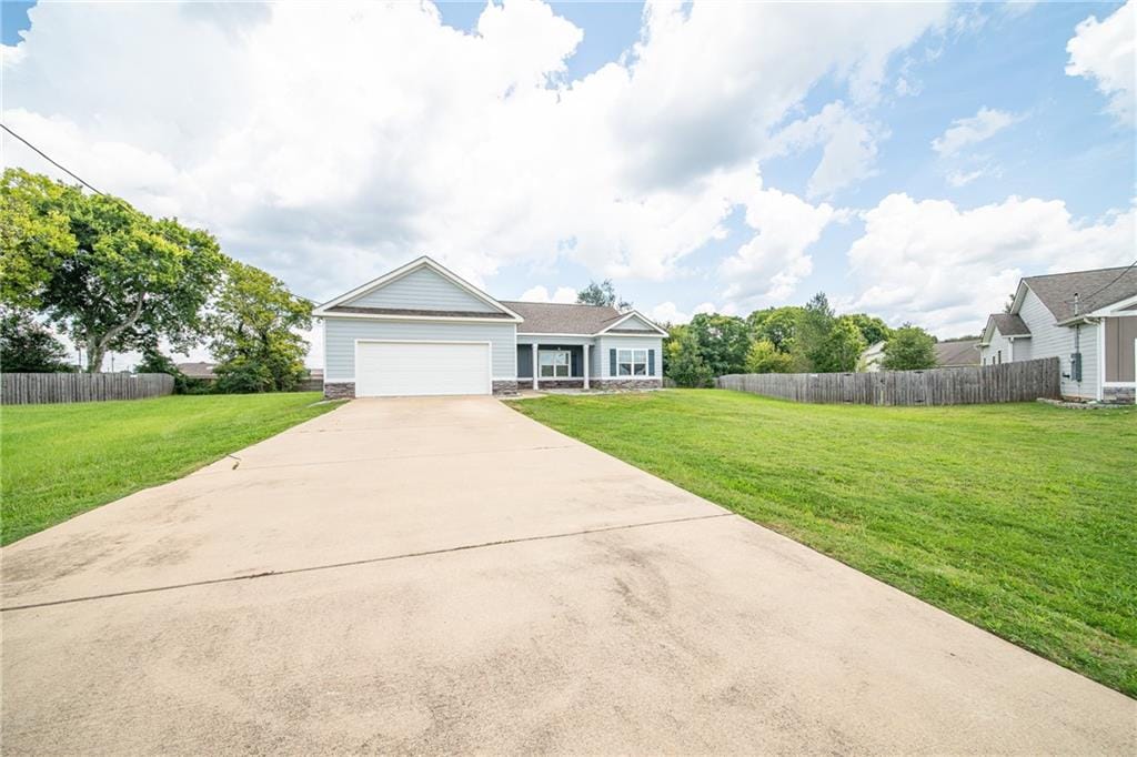 1 Belmont Dr, Fort Mitchell, AL 36856