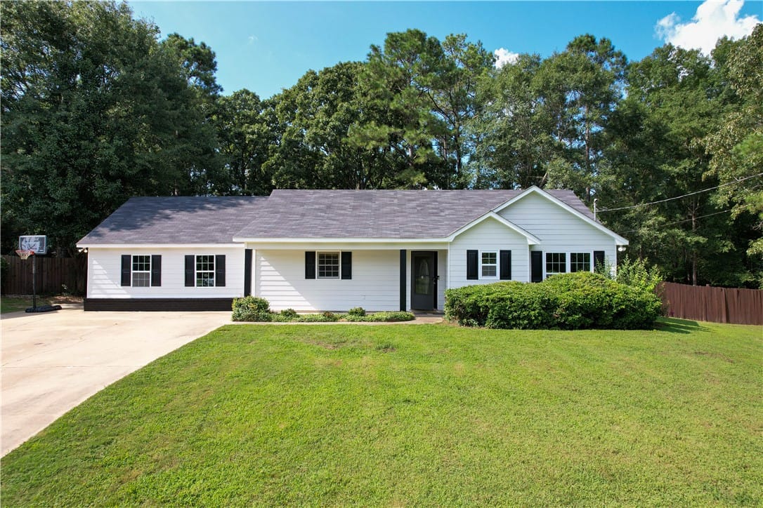 130 LEE ROAD 2005, Smiths Station, AL, 36877