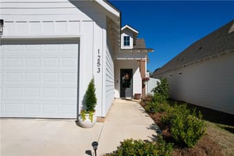 1253 WOODLAND, Opelika, AL, 36801