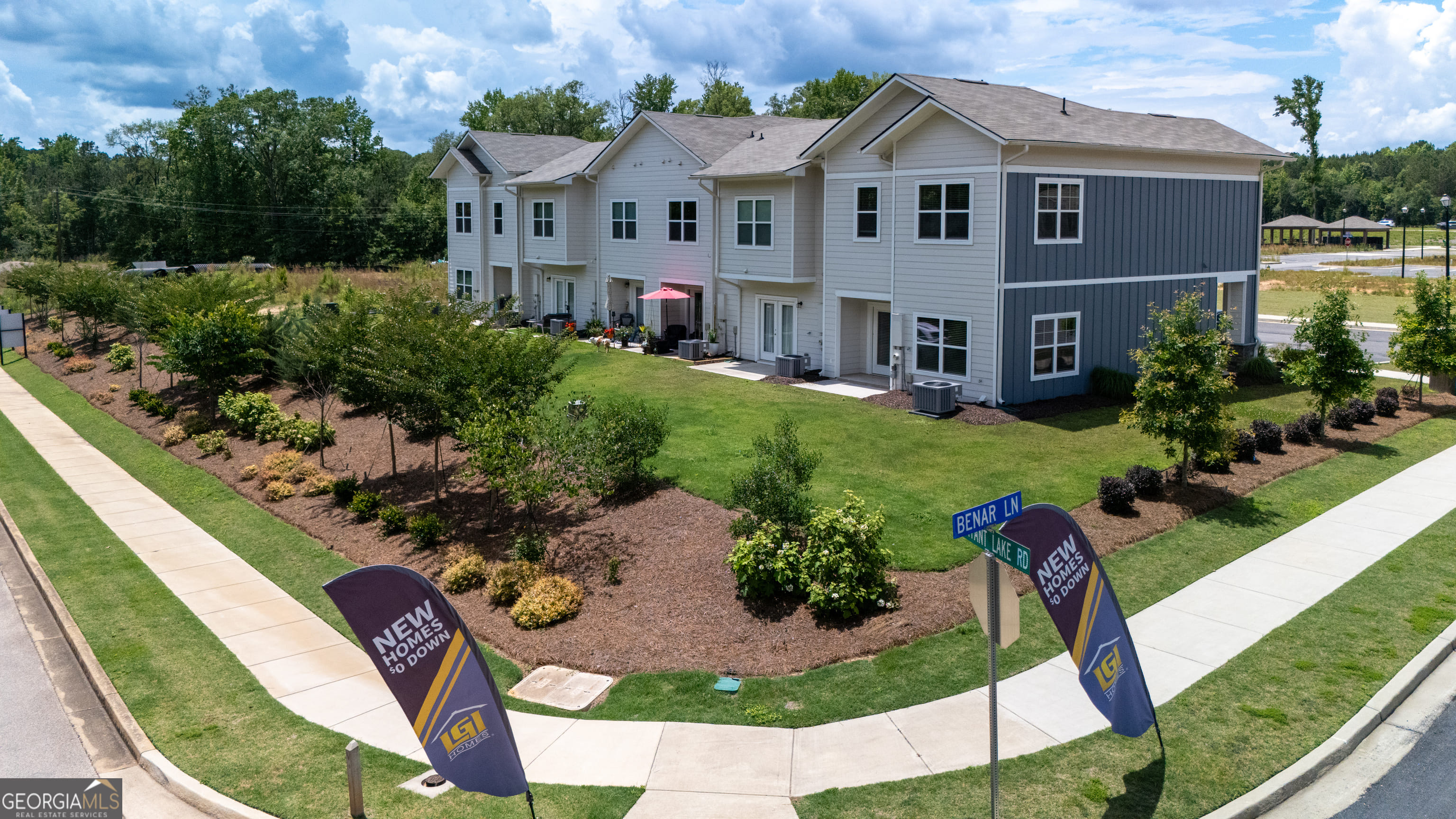 220 Rooker Dr, LaGrange, GA 30241