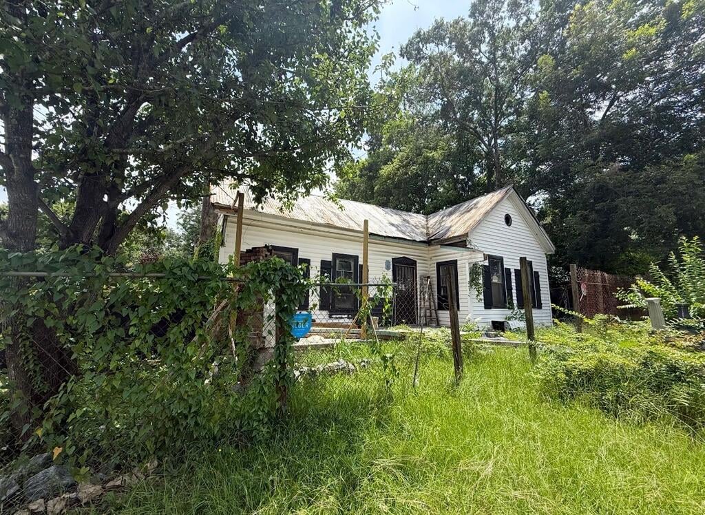 522 Seale Rd, Phenix City, AL 36867