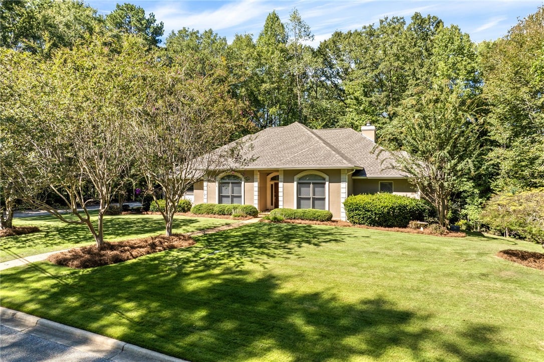 638 Woody Dr, Auburn, AL 36832