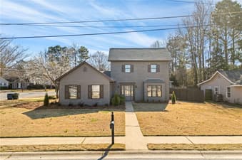 859 DEKALB, Auburn, AL, 36830