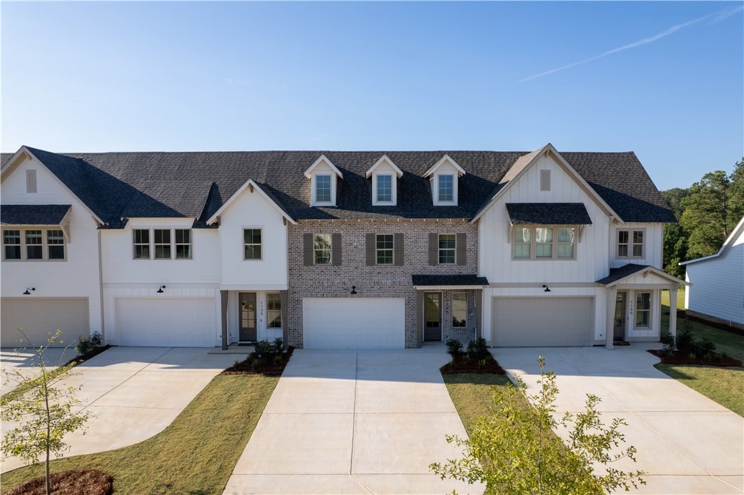 1145 Sarah Ln, Auburn, AL 36830