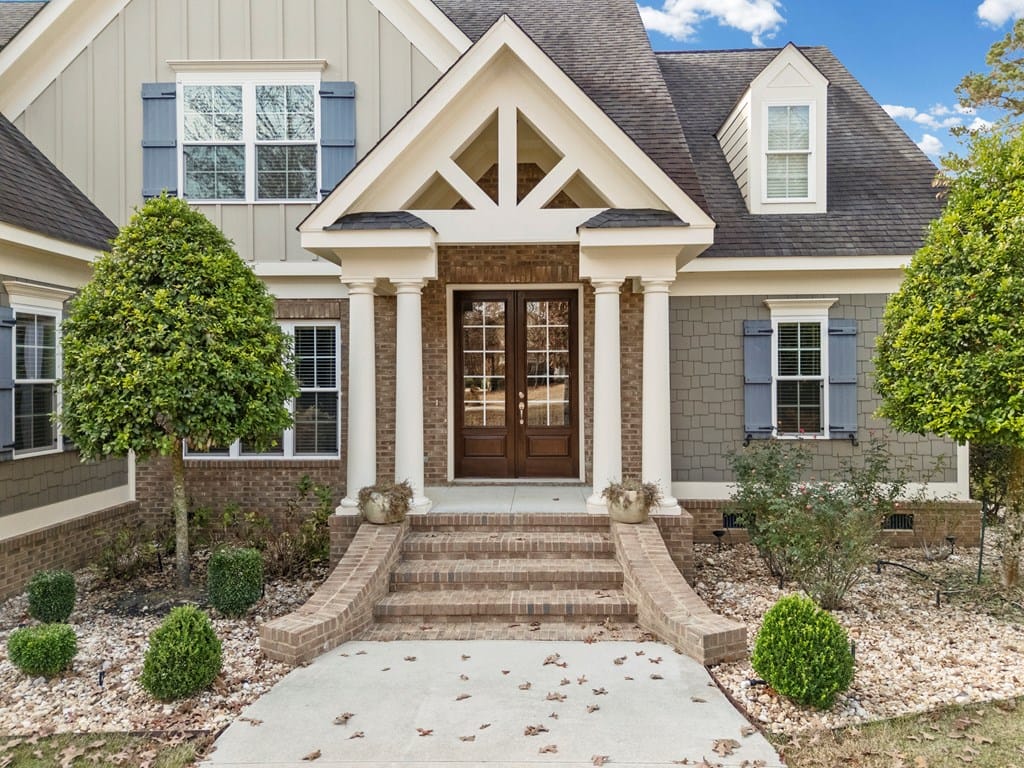 138 Pointer Dr, Leesburg, GA 31763