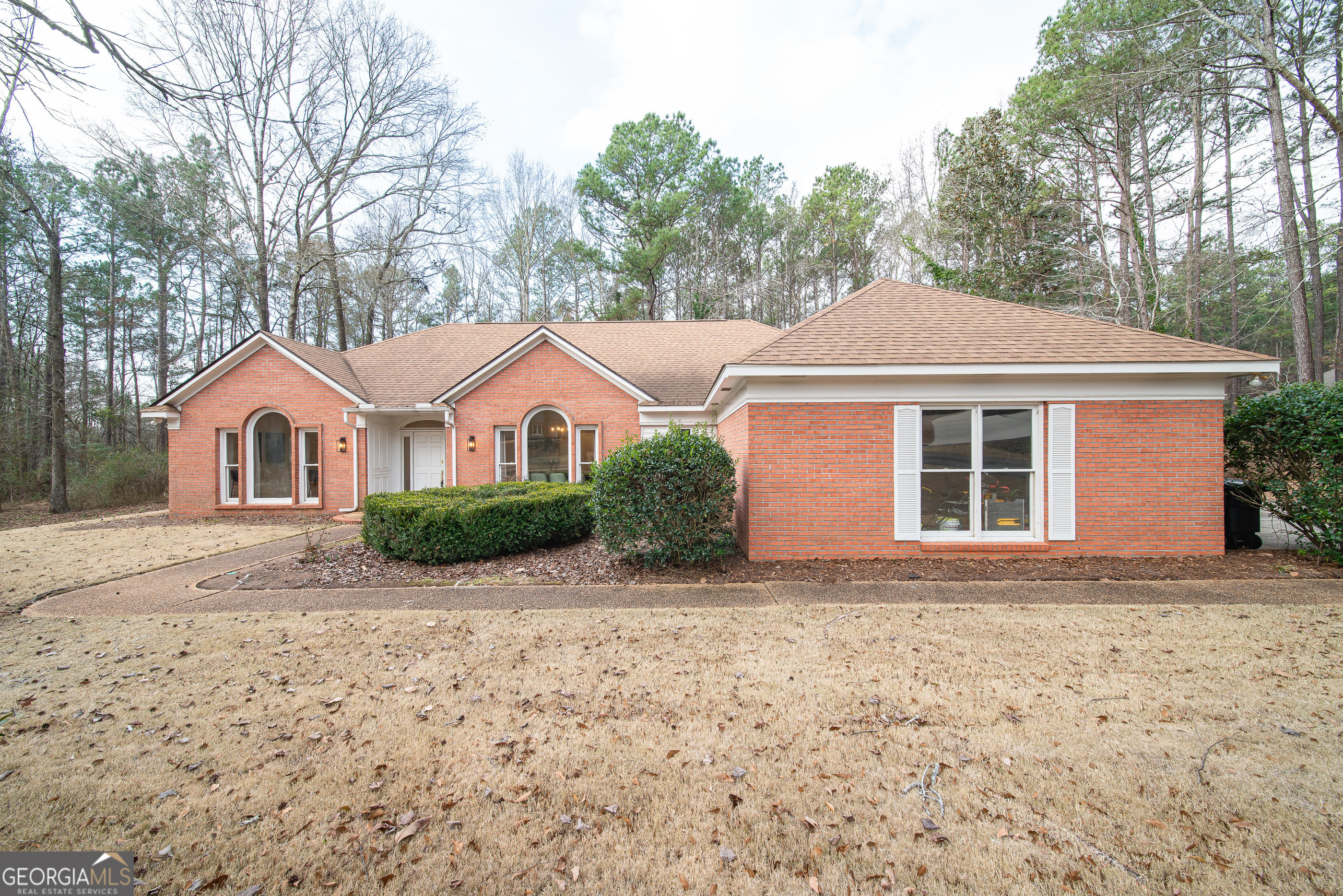 58 Sweetwater Dr, Cataula, GA 31804